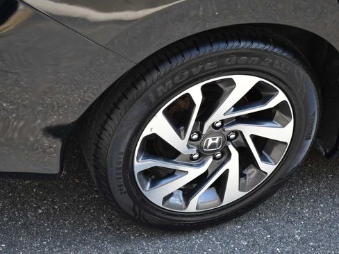Used 2016 Honda Civic EX image 38