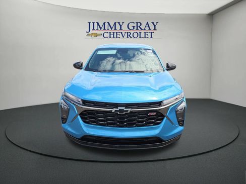 New 2026 Chevrolet Trax RS w/ Driver Confidence Package FWD image 8