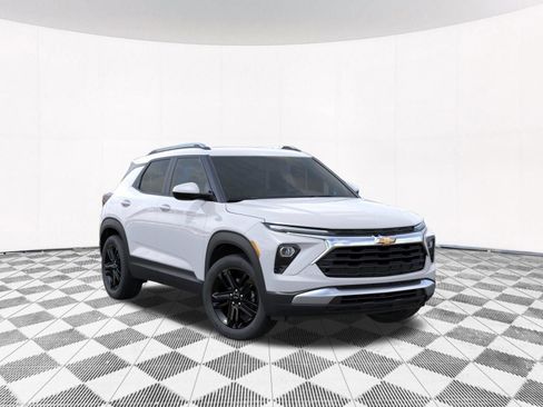 New 2026 Chevrolet TrailBlazer LT w/ Midnight Edition FWD image 12