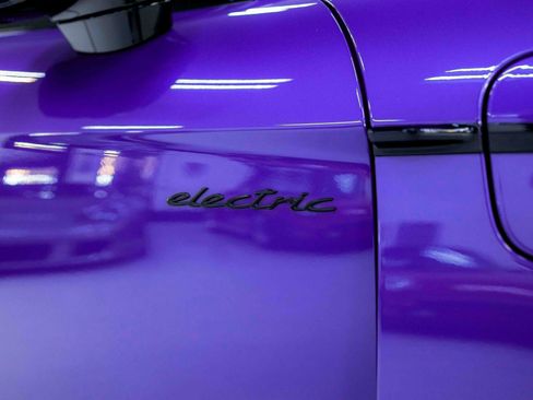 Used 2025 Porsche Taycan Turbo GT image 17