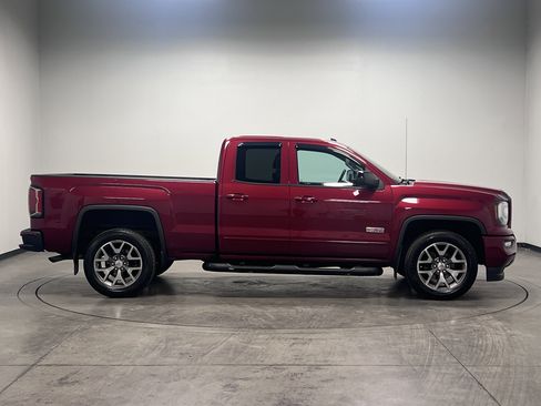 Used 2018 GMC Sierra 1500 SLT image 9