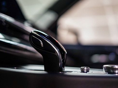 Certified 2024 Cadillac Escalade Sport Platinum w/ LPO, ONYX Package image 28