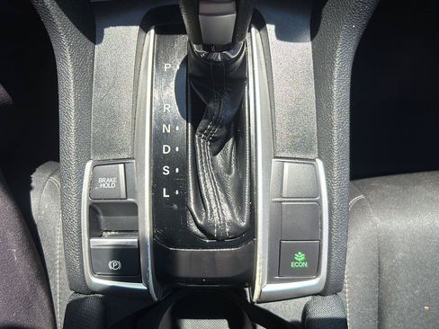 Used 2017 Honda Civic EX image 32