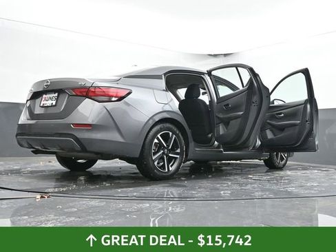 Used 2024 Nissan Sentra SV image 74