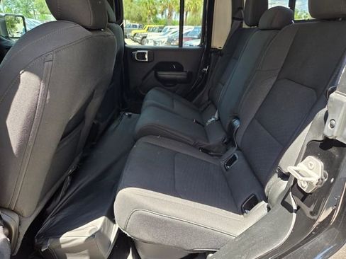 Certified 2020 Jeep Gladiator Sport AWD/4WD image 6