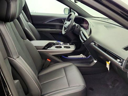 Used 2024 Cadillac Lyriq Luxury image 22