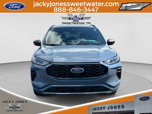 Used 2024 Ford Escape ST-Line w/ Tech Pack #1 AWD/4WD image 8