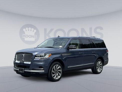 Used 2022 Lincoln Navigator L Reserve AWD/4WD image 5