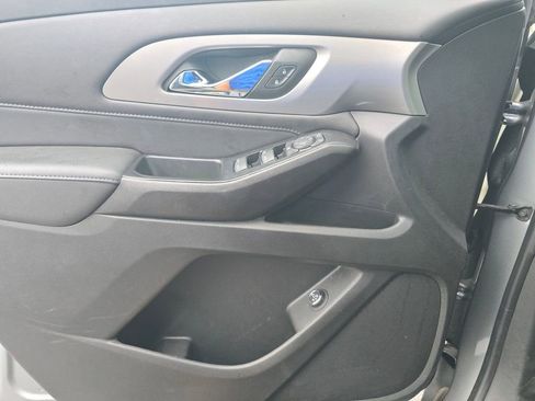 Certified 2023 Chevrolet Traverse LT FWD image 27