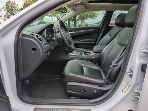 Used 2021 Chrysler 300 Touring L w/ Popular Equipment Group AWD/4WD image 20