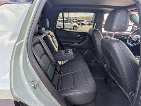 Used 2025 Chevrolet Equinox LT w/ Convenience Package II AWD/4WD image 16