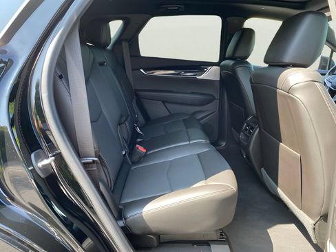 Used 2022 Cadillac XT5 Premium Luxury AWD/4WD image 16