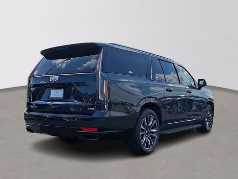 Used 2024 Cadillac Escalade ESV Sport Platinum AWD/4WD image 7