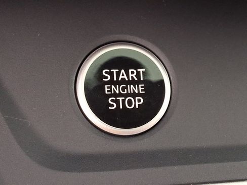 Used 2025 Audi Q3 2.0T Premium w/ Convenience Package image 26