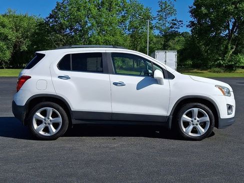 Used 2016 Chevrolet Trax LTZ w/ LPO, Protection Package AWD/4WD image 10