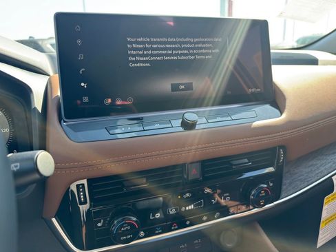 New 2026 Nissan Rogue Platinum w/ Platinum Premium Package AWD/4WD image 26