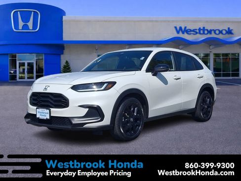 Certified 2024 Honda HR-V Sport image 1
