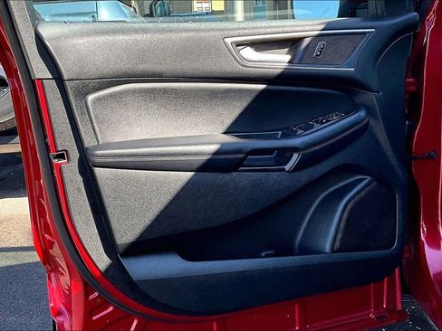 Certified 2024 Ford Edge SEL w/ Convenience Package image 21