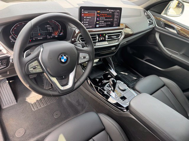 Certified 2025 BMW X4 xDrive30i AWD/4WD image 18
