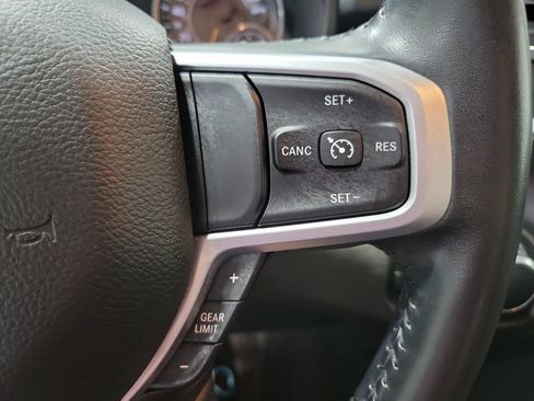 Used 2022 RAM 1500 Big Horn AWD/4WD image 37