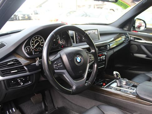 Used 2017 BMW X5 xDrive40e AWD/4WD image 16