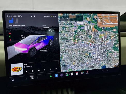 Used 2024 Tesla Cybertruck Cyberbeast AWD/4WD image 18