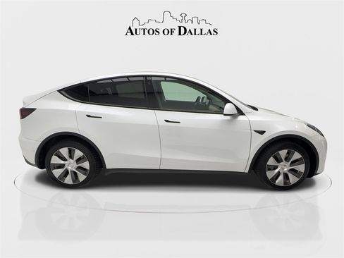 Used 2021 Tesla Model Y Long Range image 7
