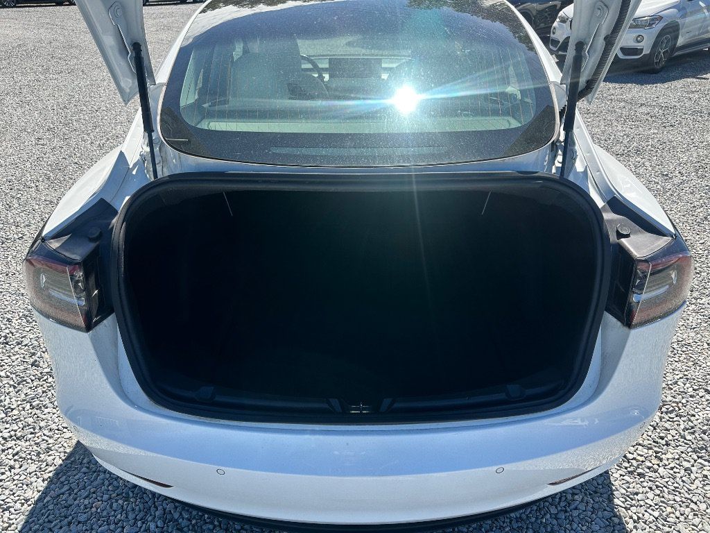 Used 2018 Tesla Model 3 Long Range AWD/4WD image 11