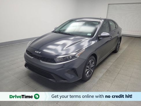 Used 2023 Kia Forte LXS w/ LXS Technology Package FWD image 1