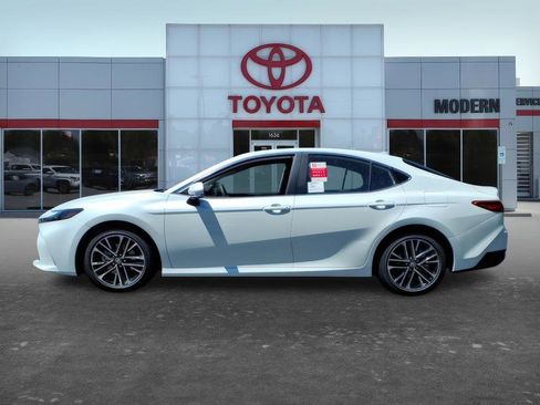 New 2026 Toyota Camry XLE FWD image 3