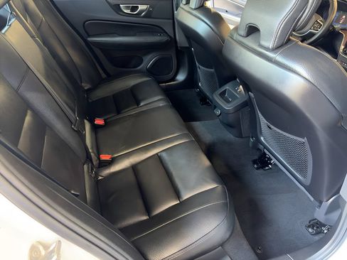 Used 2025 Volvo S60 B5 Plus FWD image 22
