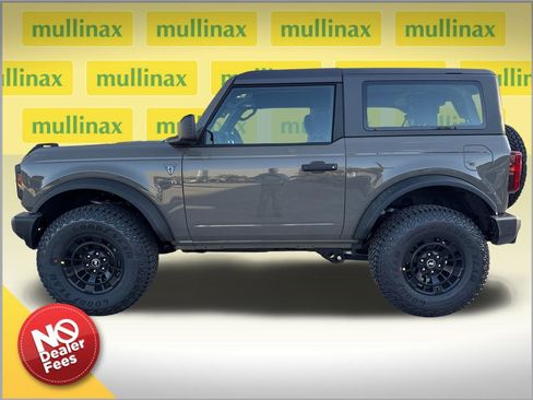 New 2026 Ford Bronco 2-Door AWD/4WD image 2
