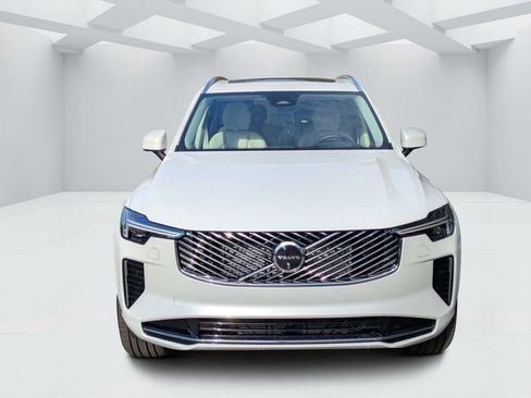New 2026 Volvo XC90 B6 Ultra w/ Protection Package AWD/4WD image 8