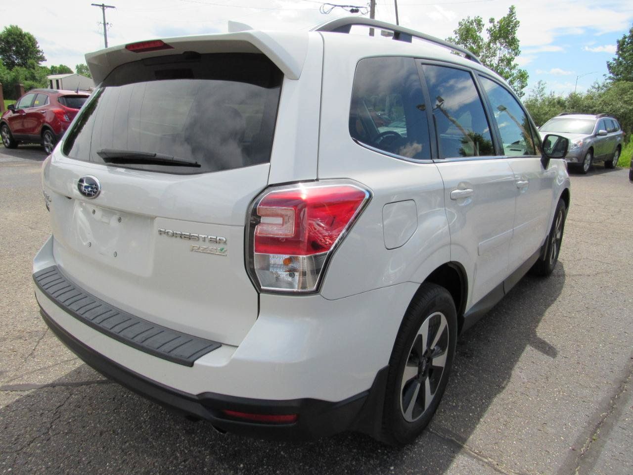 Used 2017 Subaru Forester 2.5i Limited AWD/4WD image 26