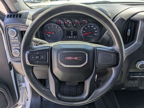 Used 2021 GMC Sierra 2500 4x4 Crew Cab w/ Convenience Package image 16