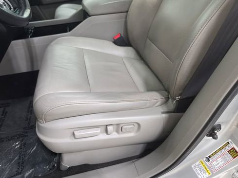 Used 2009 Honda Pilot Touring image 29