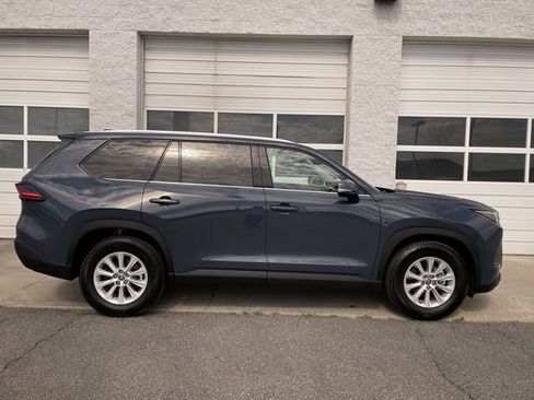 Used 2026 Toyota Grand Highlander AWD image 1