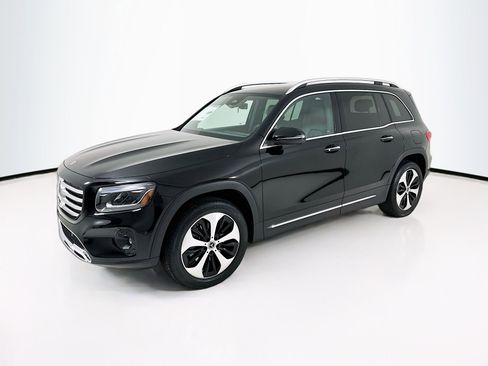 New 2026 Mercedes-Benz GLB 250 image 3