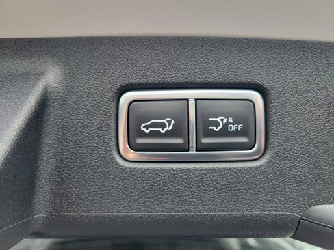 Used 2025 Kia Sorento EX image 9