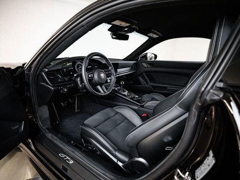 Certified 2024 Porsche 911 GT3 RWD image 4