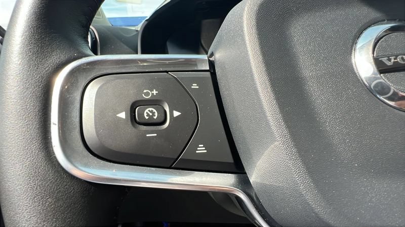 Used 2019 Volvo XC40 T5 Inscription AWD/4WD image 22