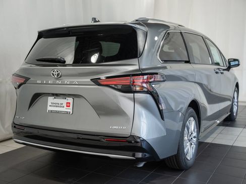 New 2026 Toyota Sienna Limited AWD/4WD image 4