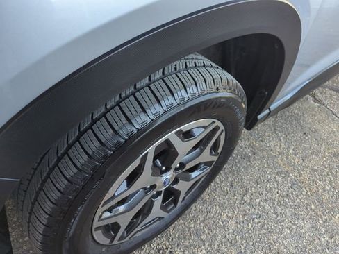 Used 2019 Subaru Forester Premium image 29