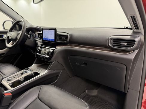 Used 2023 Ford Explorer Limited w/ Equipment Group 301A image 30