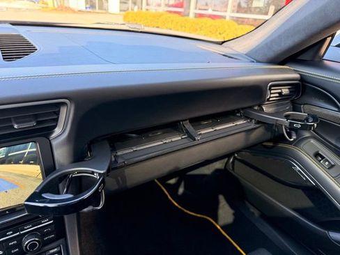 Used 2015 Porsche 911 Turbo S image 32