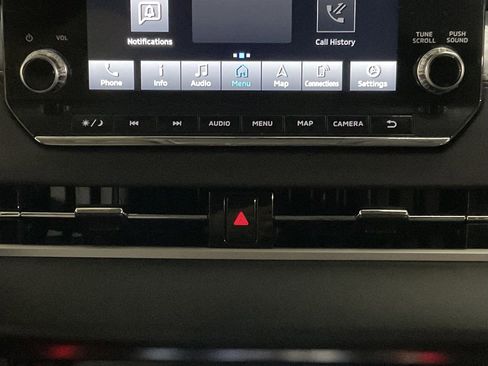 Used 2024 Mitsubishi Outlander Ralliart image 17