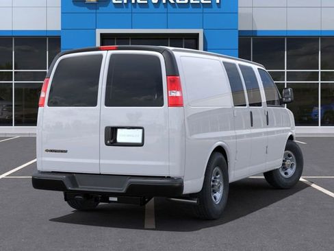 New 2025 Chevrolet Express 3500 w/ Driver Convenience Package RWD image 4