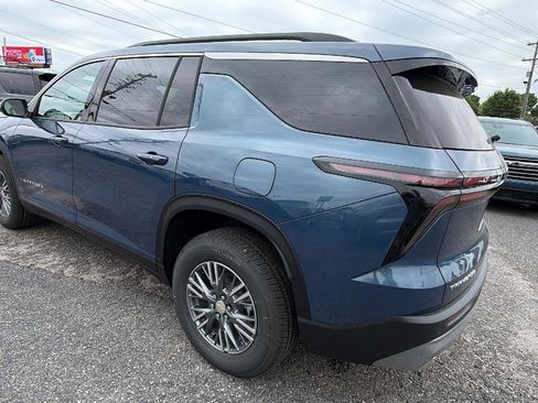 New 2026 Chevrolet Traverse LT FWD image 7
