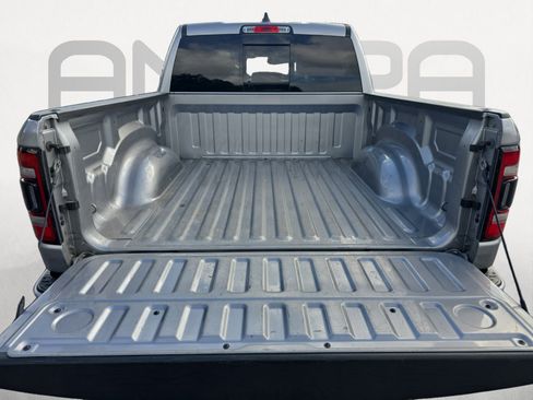Used 2020 RAM 1500 Laramie AWD/4WD image 12