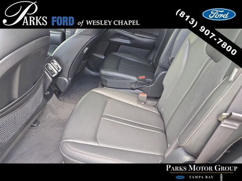 Used 2025 Kia Sorento EX w/ Panoramic Sunroof Package image 15
